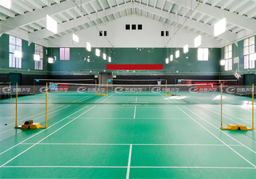 室內(nèi)體育館怎么做好頂棚隔音，以及門(mén)窗隔音呢？